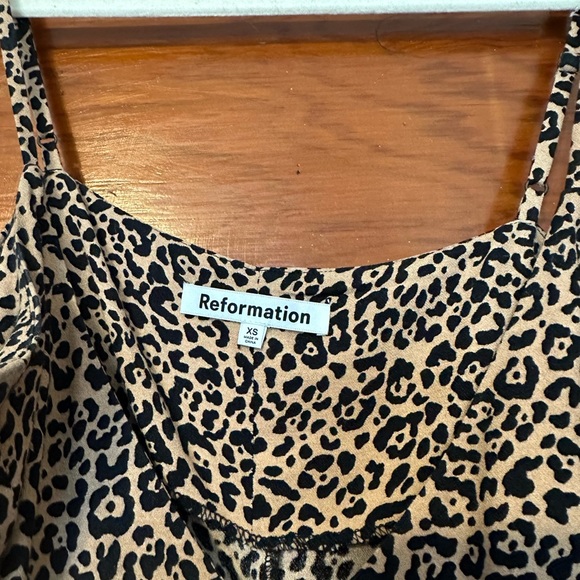 Reformation Marlowe Dress in Bengal Cheetah - Picture 3 of 3